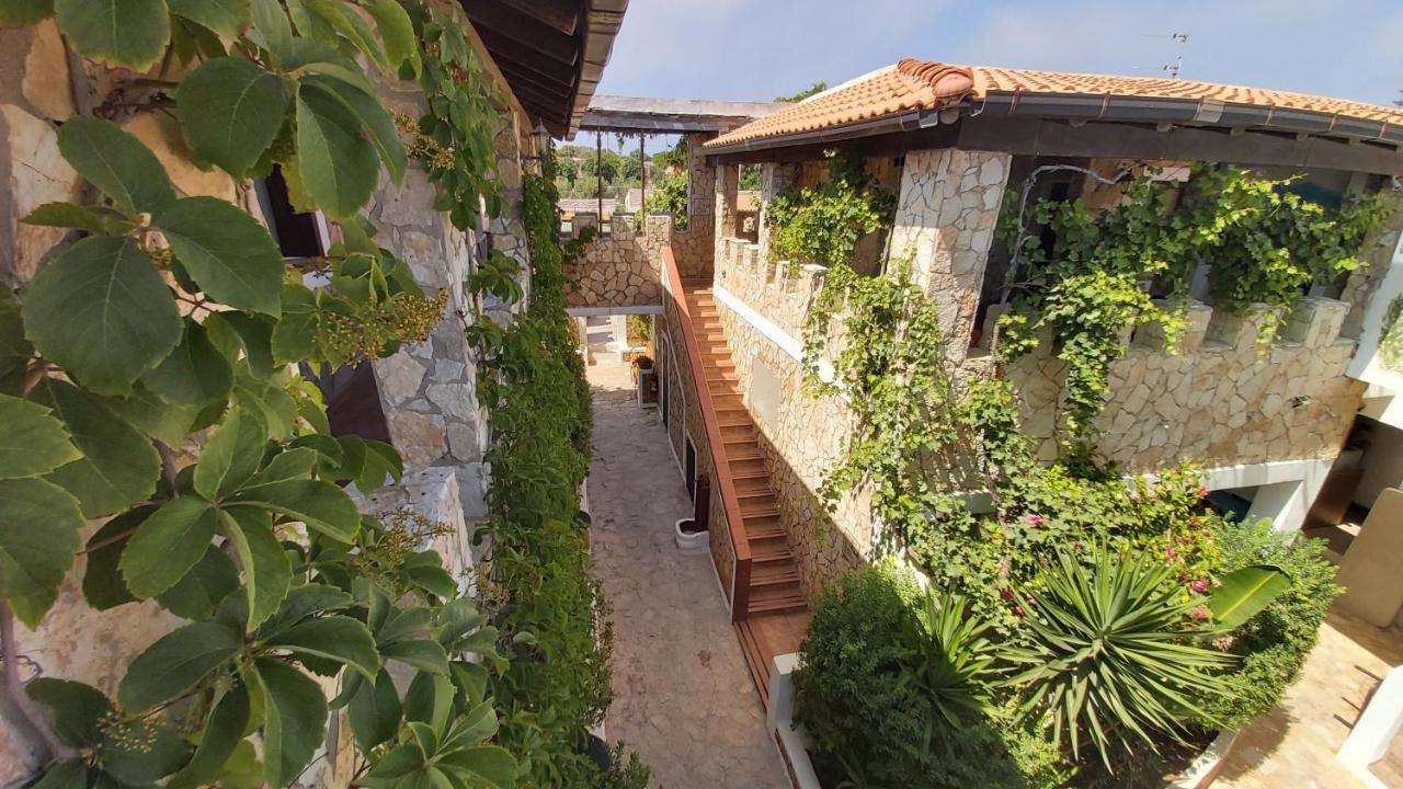 Residence Il Castello LMP Exteriér fotografie